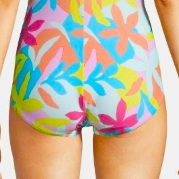 LAND'S END Graphic Floral One Piece  🏄  NEW!!! - Picture 7 of 13